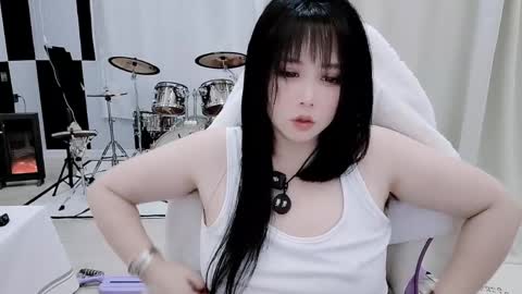 zhen online show from April 15, 9:26 pm