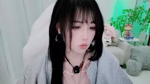 zhen online show from February 11, 3:38 pm