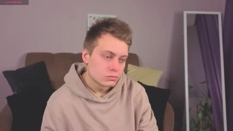 zherealkrugi online show from December 14, 9:37 am