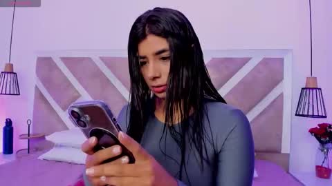 zia online show from April 15, 12:19 pm