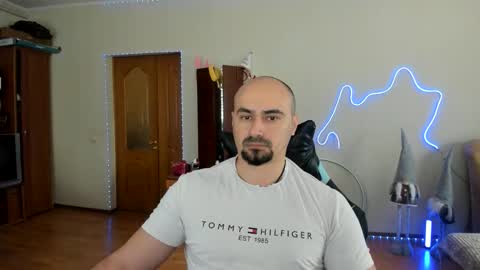 Ziesh online show from March 31, 7:42 am