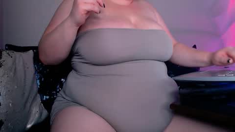 zinacorleone online show from February 12, 9:51 pm