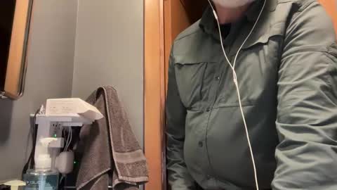 zinger283069 online show from November 6, 10:13 pm