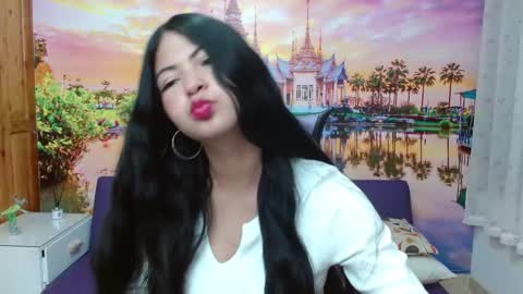 Snapshot of zoe_castillo1 chatting on September 13, 2:08 pm Zoe online show from September 13, 2:08 pm