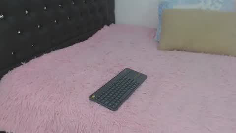 Zoe online show from October 27, 7:47 pm