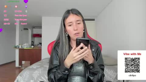 ZOE online show from June 4, 8:59 pm