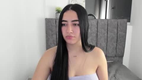 Snapshot of zoe_jones7 chatting on September 11, 4:14 am zoe_jones7 online show from September 11, 4:14 am