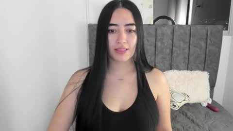 Snapshot of zoe_jones7 chatting on September 12, 4:25 am zoe_jones7 online show from September 12, 4:25 am