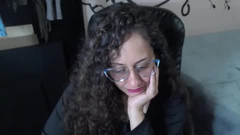 Zoe Koller online show from May 6, 3:51 pm
