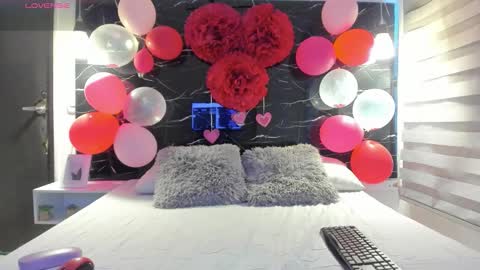 Zoe online show from February 18, 11:54 am