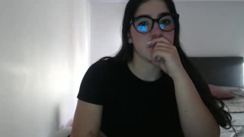 Zoe online show from February 18, 5:35 pm