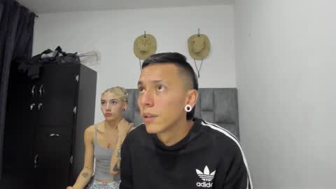 She Zoe He Painn online show from November 7, 12:57 am