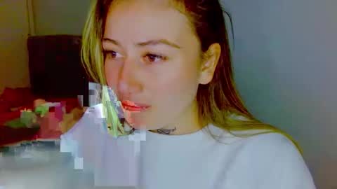 ZOE online show from October 21, 12:38 am