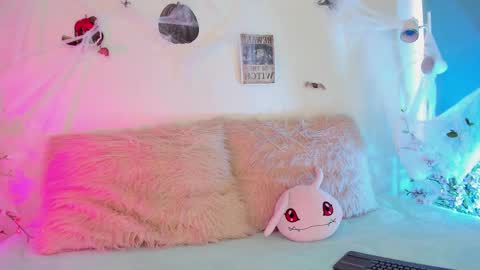 Zoe  online show from October 24, 7:14 pm