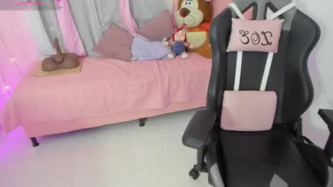 Snapshot of zoe_sullivan_ chatting on September 13, 7:49 pm zoe_sullivan_ online show from September 13, 7:49 pm