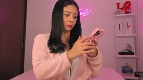 zoecams online show from May 14, 9:13 pm