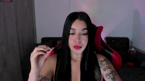  zoee jackson online show from May 9, 10:43 am