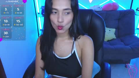 pamela online show from December 5, 3:33 pm