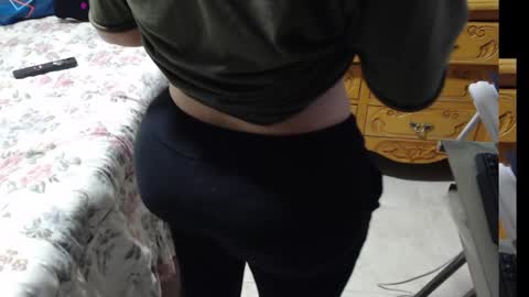 zoeecruz online show from February 25, 1:21 pm