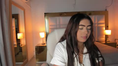 zoei_moon online show from February 3, 6:23 pm