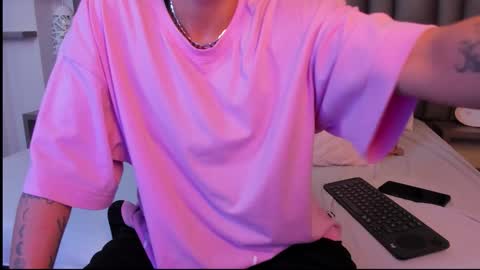 Zoe Krug online show from March 27, 11:33 am