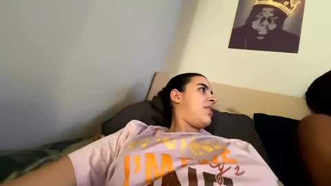 Snapshot of zoel87 chatting on February 4, 9:41 pm LovelyLatin25 online show from February 4, 9:41 pm