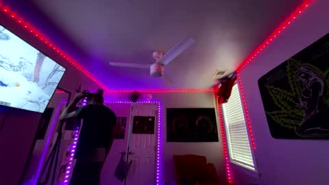 Snapshot of zoel87 chatting on January 27, 4:11 pm LovelyLatin25 online show from January 27, 4:11 pm