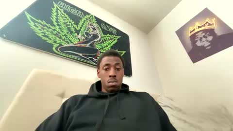 Snapshot of zoel87 chatting on January 25, 4:57 pm LovelyLatin25 online show from January 25, 4:57 pm