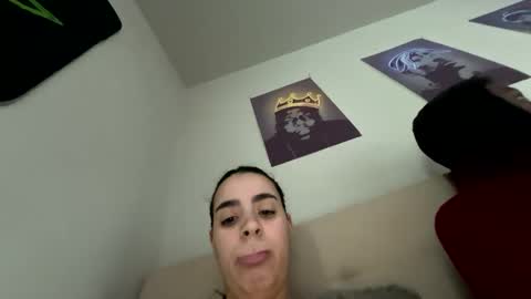 Snapshot of zoel87 chatting on January 28, 1:59 pm LovelyLatin25 online show from January 28, 1:59 pm