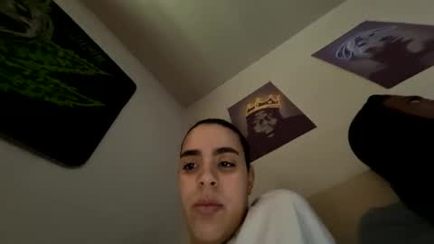 Snapshot of zoel87 chatting on February 6, 4:03 pm LovelyLatin25 online show from February 6, 4:03 pm