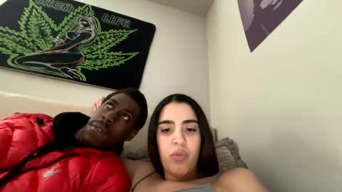 Snapshot of zoel87 chatting on January 17, 5:41 pm LovelyLatin25 online show from January 17, 5:41 pm