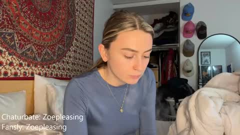 zoepleasing online show from October 14, 1:30 am