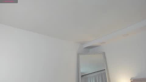 Zoes online show from February 18, 11:11 am