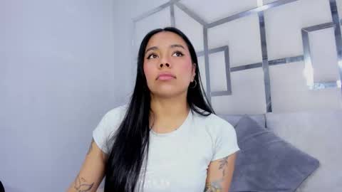 ZoeSwam online show from October 3, 11:40 am