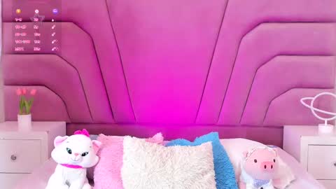 Snapshot of zoewillian chatting on March 3, 6:46 pm zoewillian online show from March 3, 6:46 pm