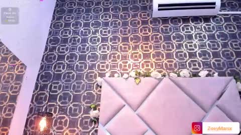 Zoey online show from February 3, 6:28 pm