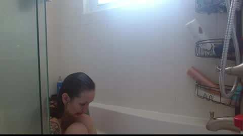 Zoey Portland online show from April 20, 8:45 pm