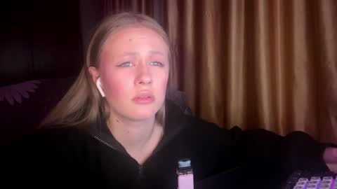 Lisa online show from February 26, 11:02 am