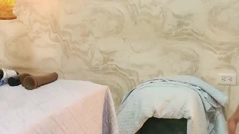 zoley  online show from December 17, 3:46 am