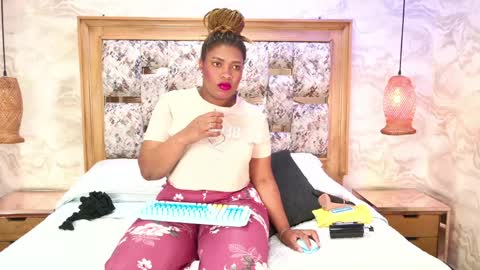 zoley  online show from April 2, 3:03 am