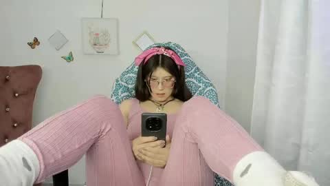 Alicie online show from May 13, 5:17 am