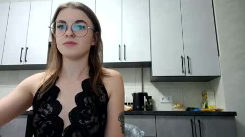 zoriana20 online show from October 7, 6:26 pm