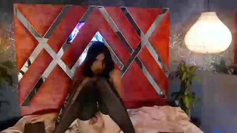 Zoe And Frienda online show from September 14, 1:41 am