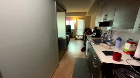 Zuko online show from February 8, 6:55 pm