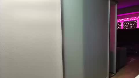 Zuko online show from October 17, 1:37 pm