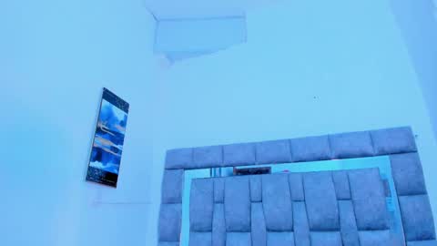 Zuly  online show from February 22, 10:09 pm