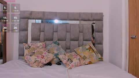 Zuly  online show from October 6, 12:12 pm