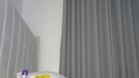 zurime3 online show from October 12, 6:54 pm