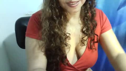 Snapshot of zusanahot chatting on December 22, 5:33 am zusanahot online show from December 22, 5:33 am