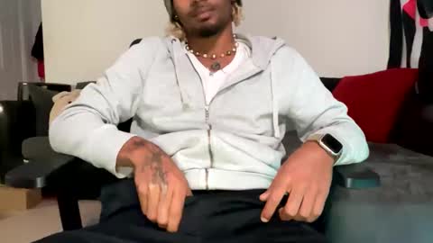 mixedtwinklol online show from November 11, 9:33 am